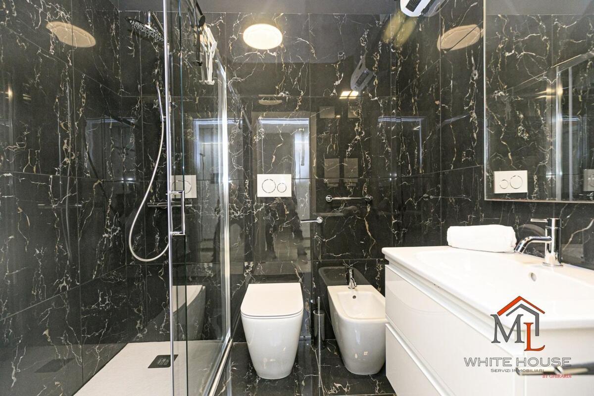 Apartment Glicine House Aquarium By Ml White House Genua